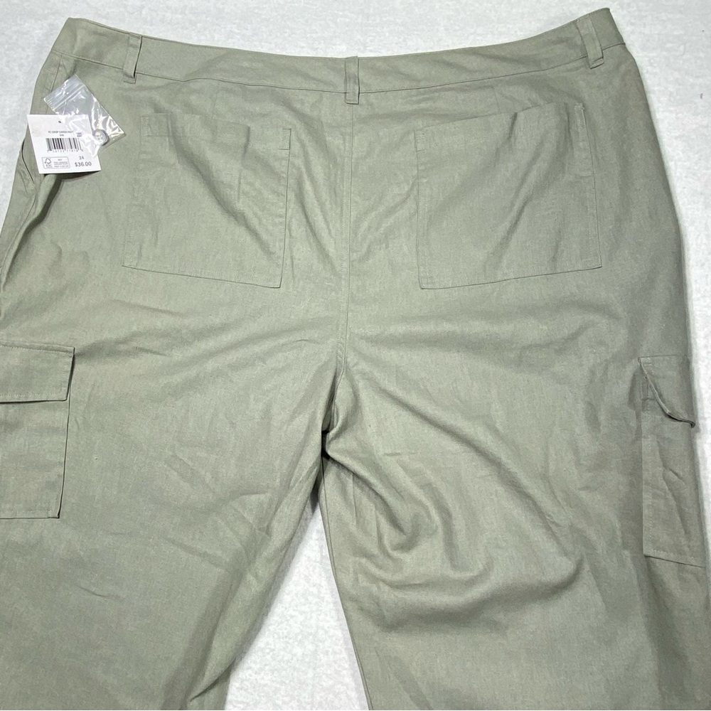 Falls Creek Cargo Pants Women Plus 24 Sage Gray Crop Stretch Casual Workwear NWT - Picture 10 of 16
